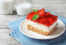 Denise’s Strawberry Pretzel Salad