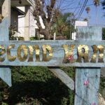 Thrift style second hand sign