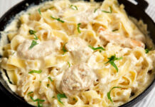 Copycat Olive Garden Alfredo Chicken