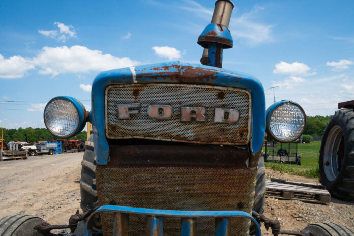 ford tractor S&S Equipment