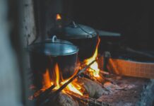 The Green Cook Tent two black cassesoles