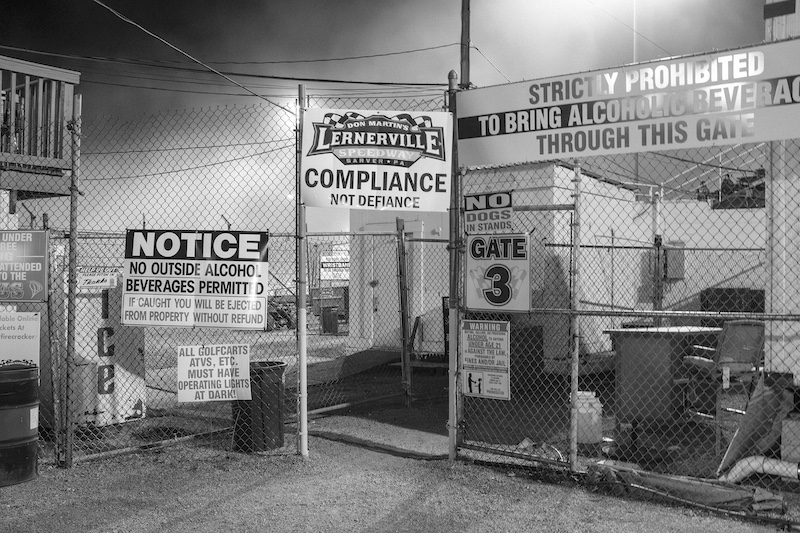 The pit gate at Lernerville. (Matthew Chasney photo)