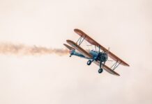 Ohio aircraft owner receives Gold ‘Lindy’ award at EAA AirVenture Oshkosh 2024 plane