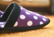 The art of doing nothing slippers