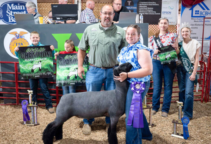 GRAND CHAMPION LAMB: ELIZABETH PIROGOWICZ