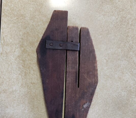 Help us identify Item No. 1298